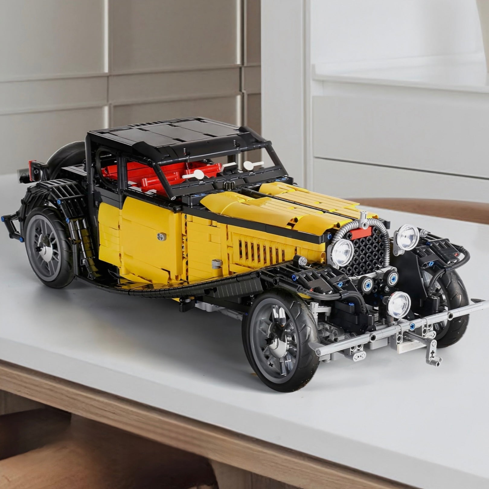 1930s French Grand Tourer | 3566pcs - My Store