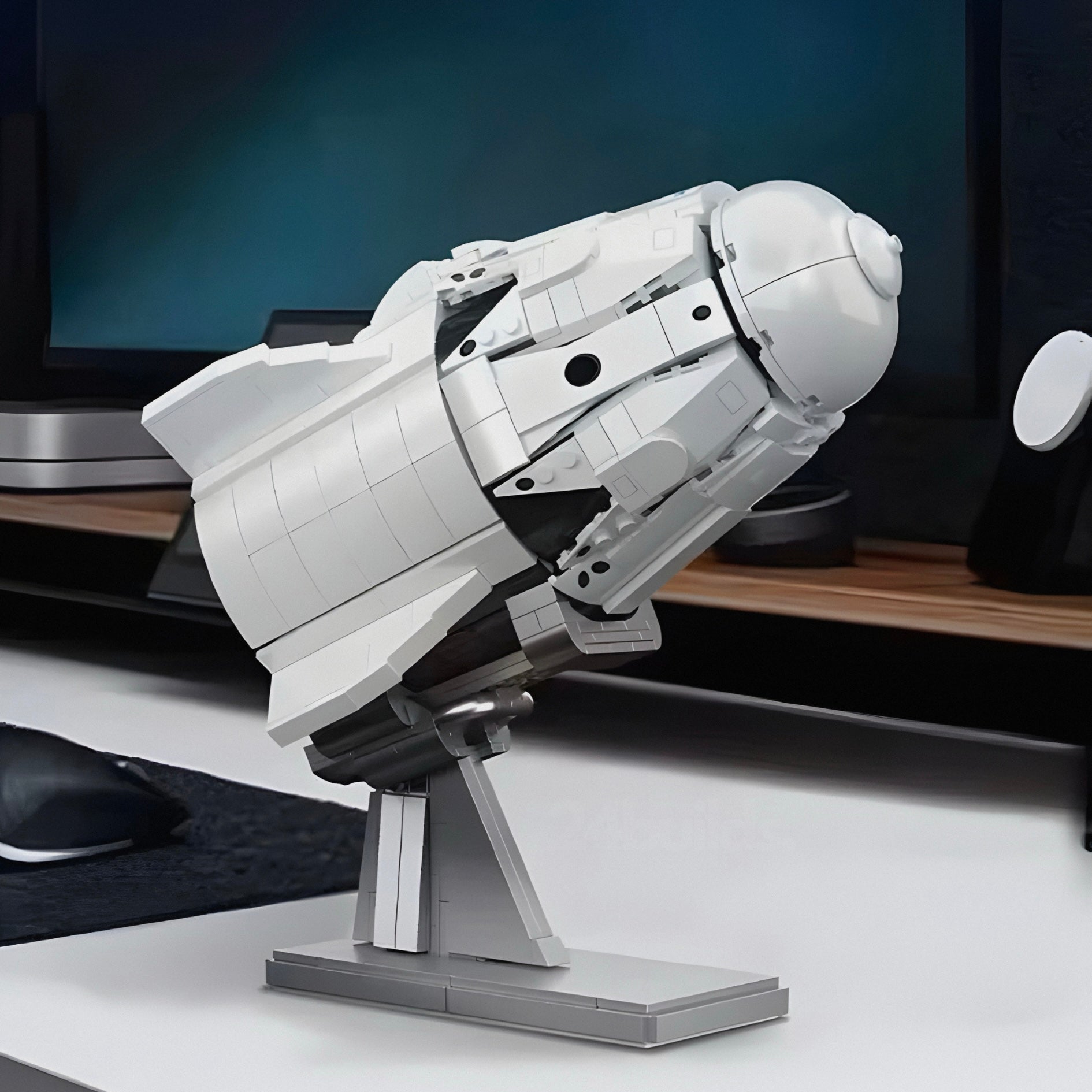 Space Capsule Explorer | 850pcs - My Store