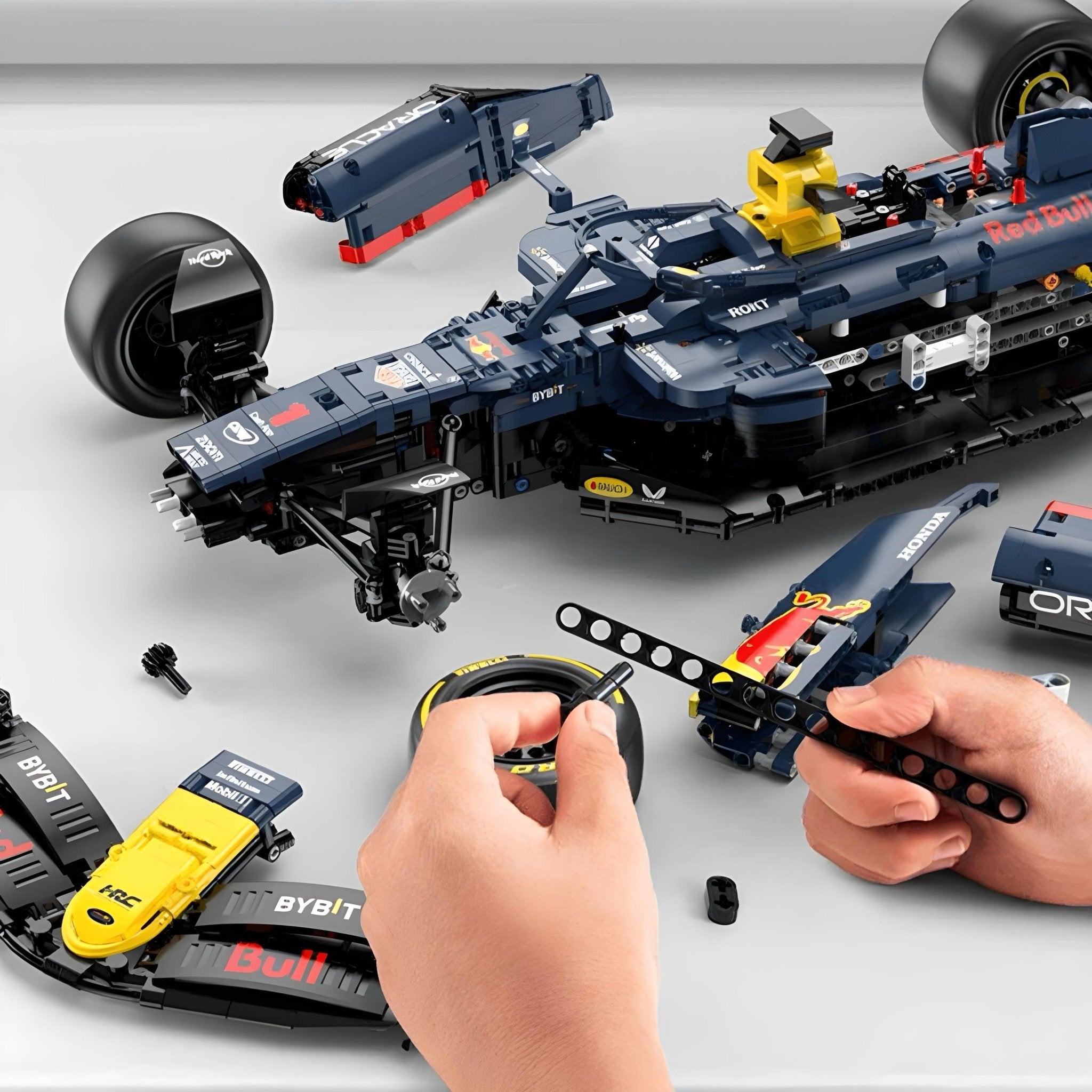 The Ultimate Oracle Red Bull Racing | 2463pcs - My Store